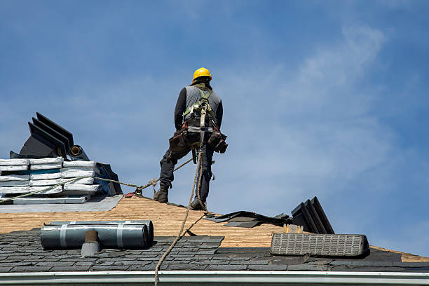 Professional Metal Roofing technician working in Allen Park, MI